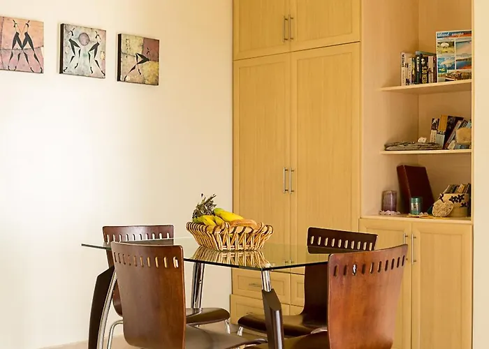 Seaview Amphitriti With Private Pool, 20 Min From Elafonissi *